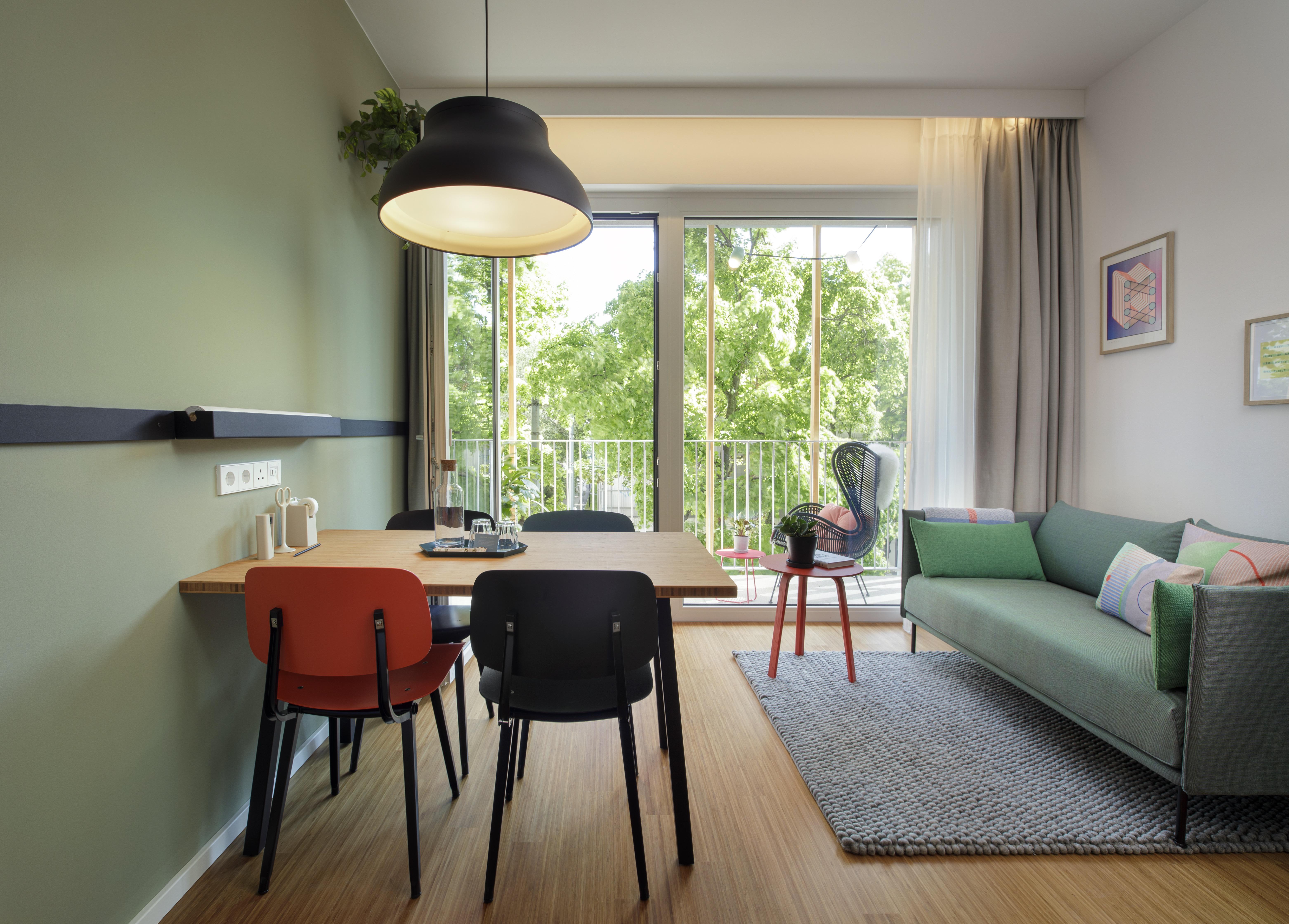 Apartahotel Zoku 4*
