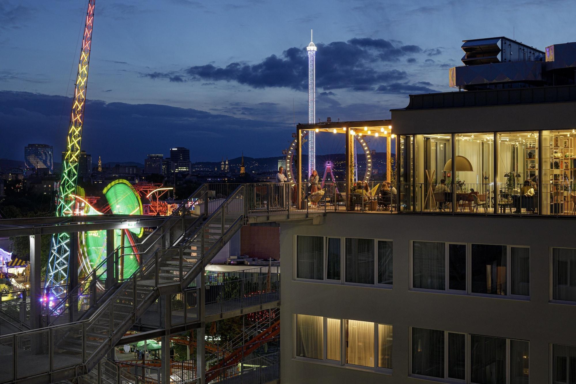 Zoku 4* Viena