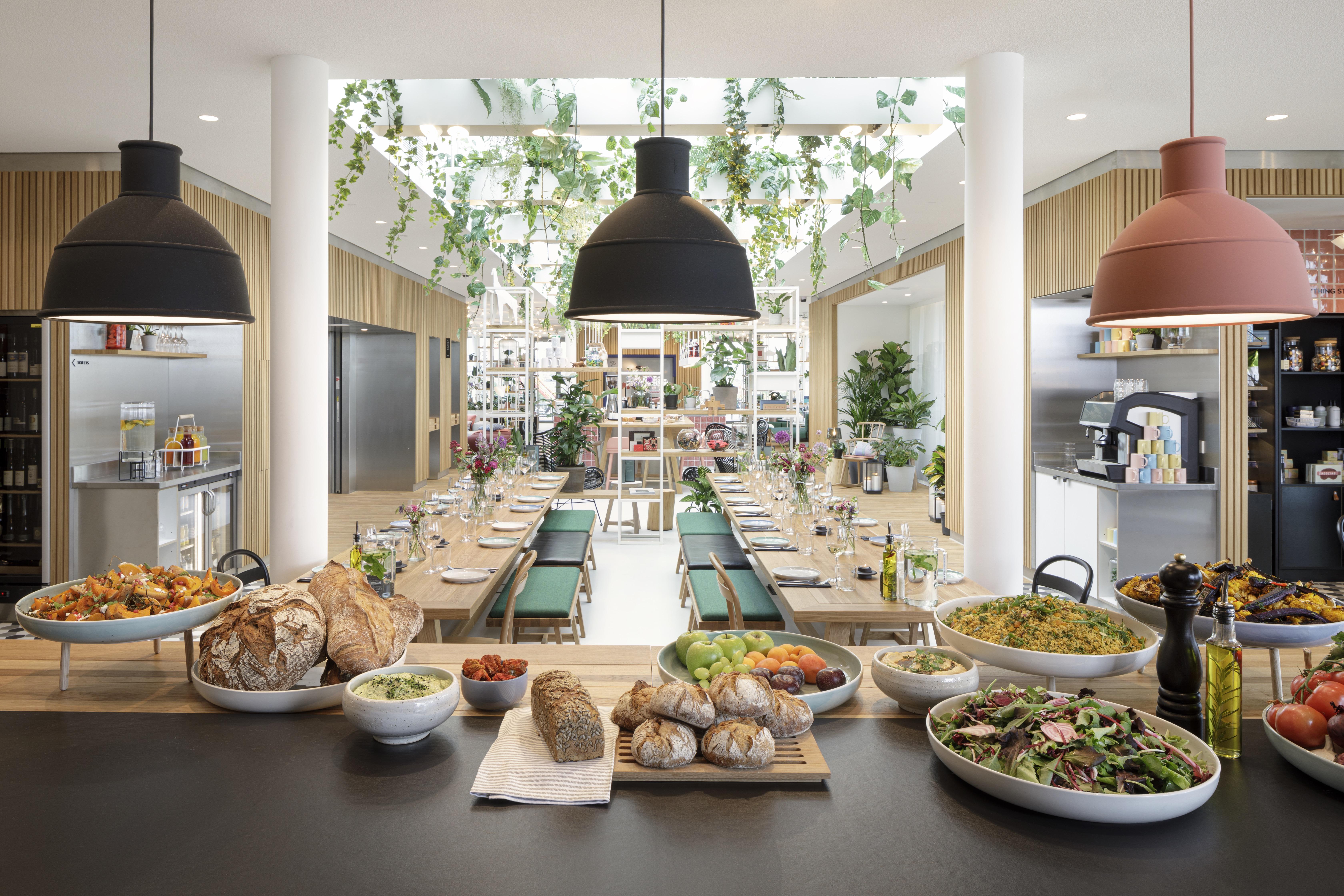 Zoku 4* Viena