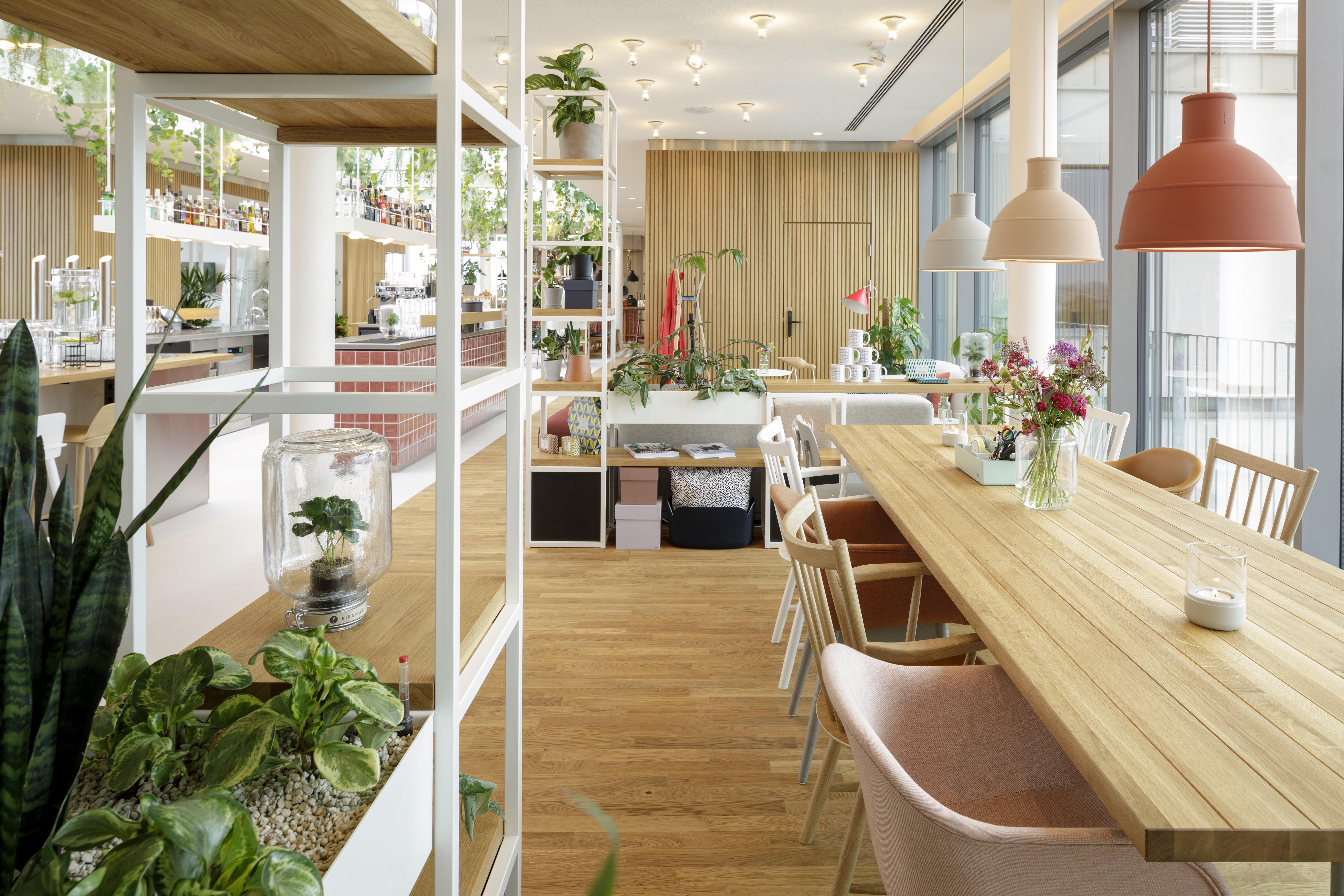 Apartahotel Zoku 4*